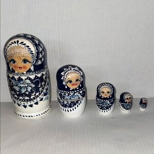 Russian Handcrafted Blue and White Matryoshka Nesting Dolls